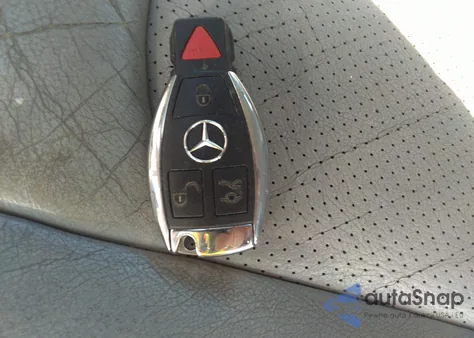 2004 Mercedes-Benz Clk 500 из США, поврежденный, VIN WDBTK75G14T004793